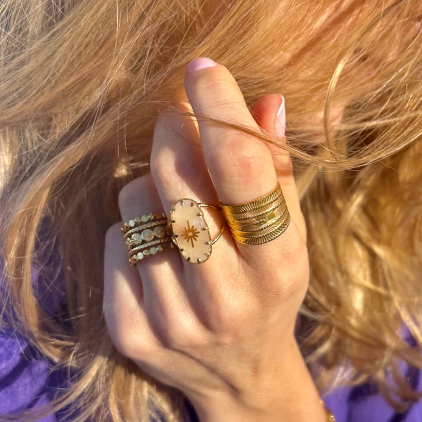 larges bagues stylées. bijoux tendance pas chers. bijoux résistants de qualité