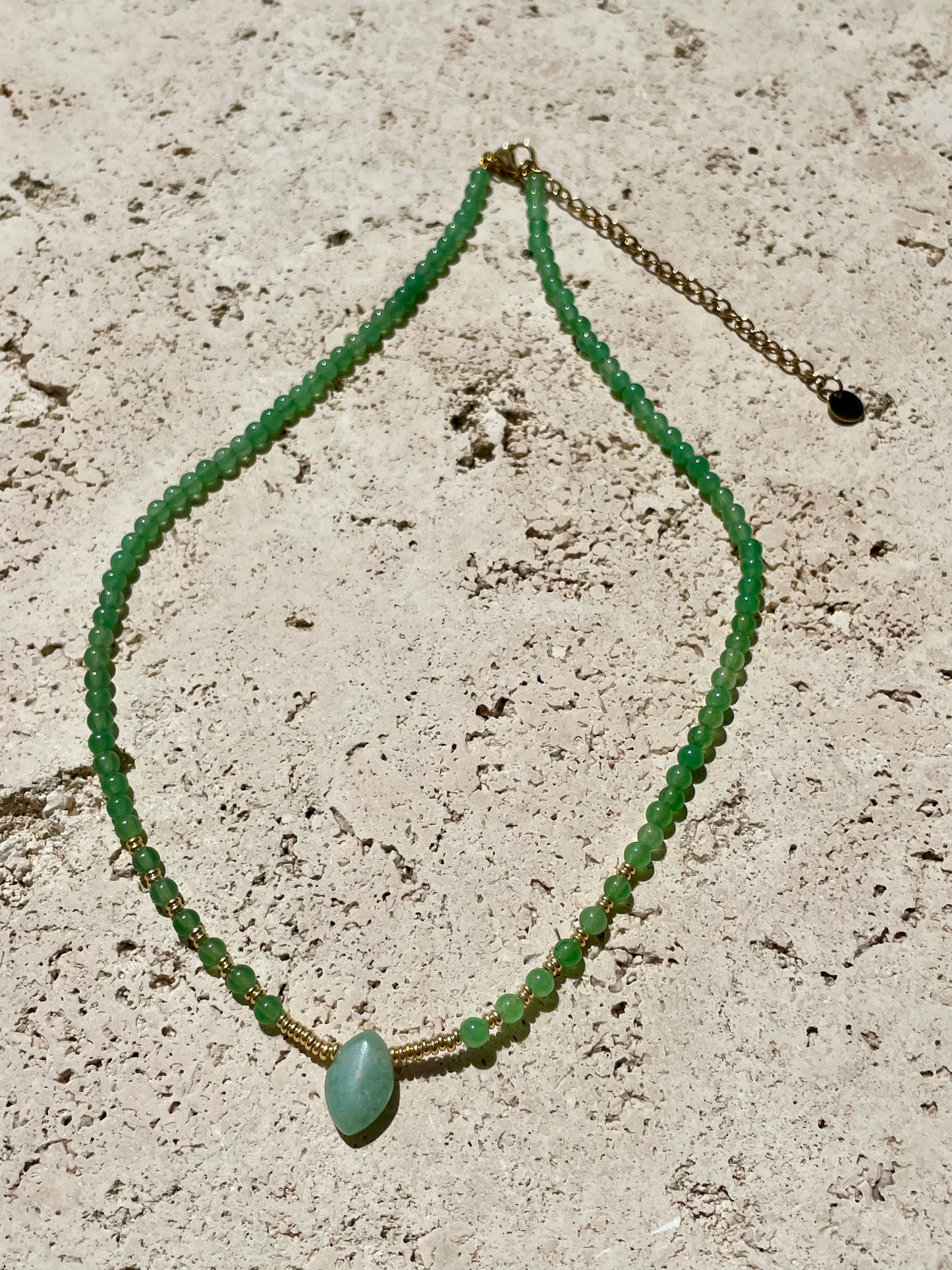 Collier Cuevas